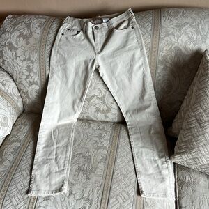 Beige denim jeans. Size 5
